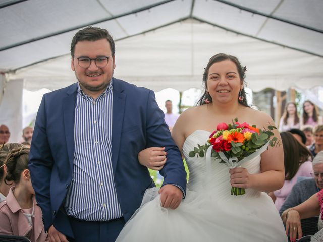 Le mariage de Takuma et Maude à Teloché, Sarthe 15