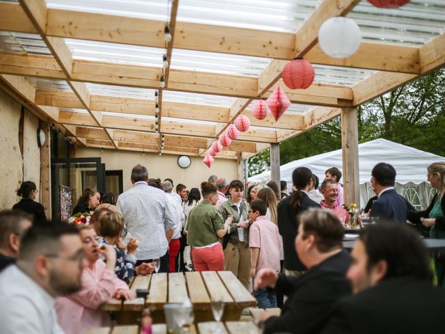 Le mariage de Takuma et Maude à Teloché, Sarthe 33