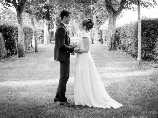 Le mariage de Jean-Baptiste et Floriane à Beauvoir-sur-Niort, Deux-Sèvres 13