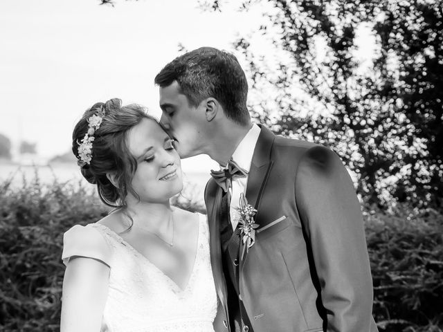 Le mariage de Jean-Baptiste et Floriane à Beauvoir-sur-Niort, Deux-Sèvres 20