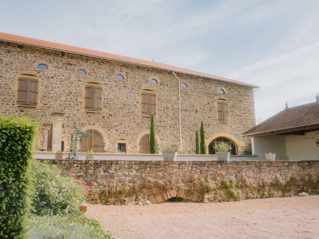 Le mariage de Pierre-Camille et Clarisse à Bourg-de-Thizy, Rhône 4