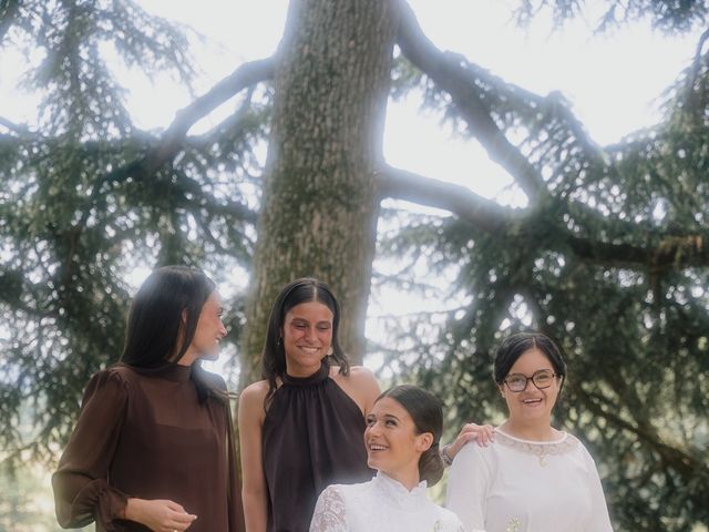 Le mariage de Pierre-Camille et Clarisse à Bourg-de-Thizy, Rhône 15