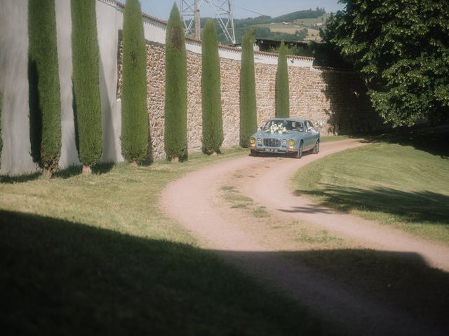 Le mariage de Pierre-Camille et Clarisse à Bourg-de-Thizy, Rhône 24