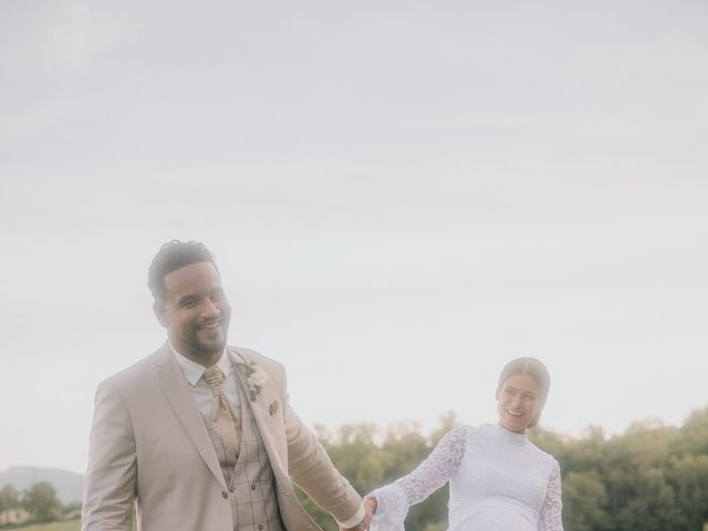 Le mariage de Pierre-Camille et Clarisse à Bourg-de-Thizy, Rhône 34