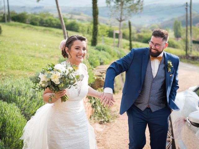 Le mariage de Thibaud et Alison à Vaux-en-Beaujolais, Rhône 16