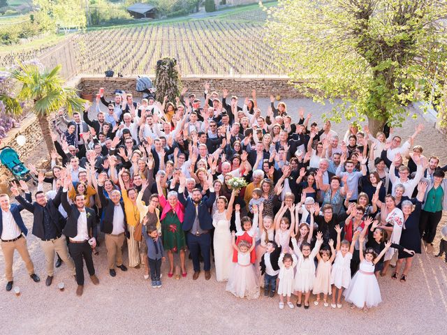 Le mariage de Thibaud et Alison à Vaux-en-Beaujolais, Rhône 27