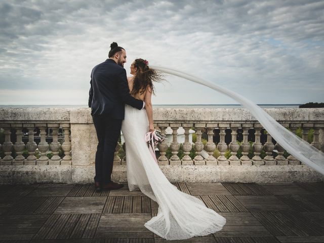 Le mariage de Thomas et Marie-Caroline à Gujan-Mestras, Gironde 1