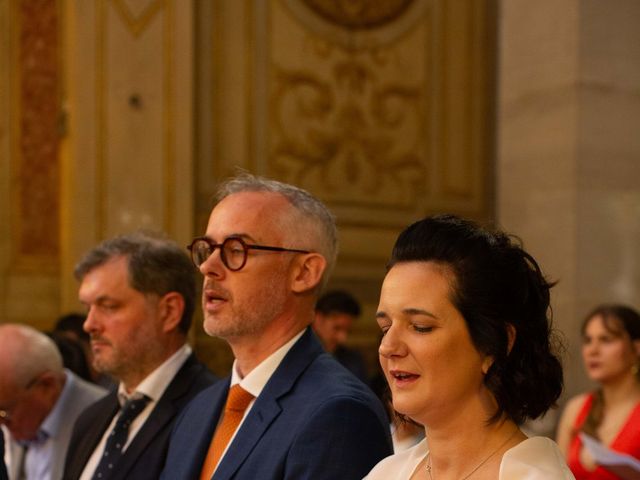 Le mariage de Loïc et Claire à Paris, Paris 10