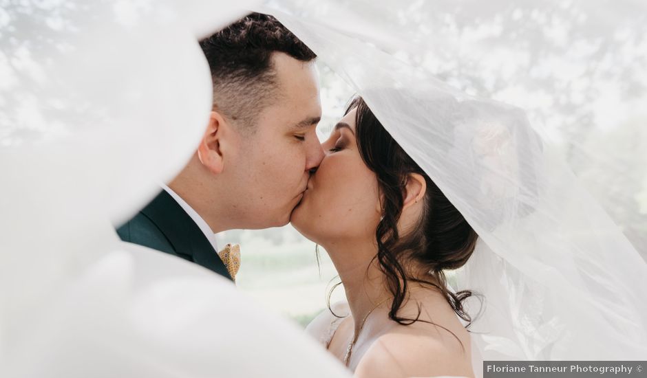 Le mariage de Antoine et Margaux à Saint-Jean-de Niost, Ain