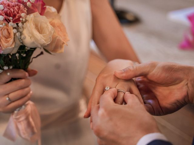 Le mariage de Alexandre et Valérie à Paris, Paris 6