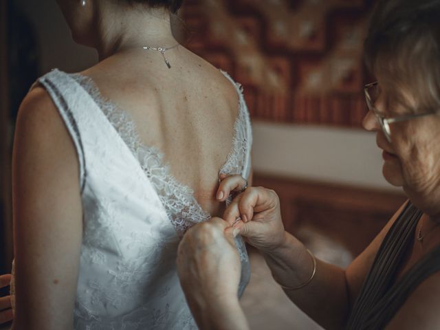 Le mariage de Alexandre et Isabelle à Saint-Gilles, Gard 4