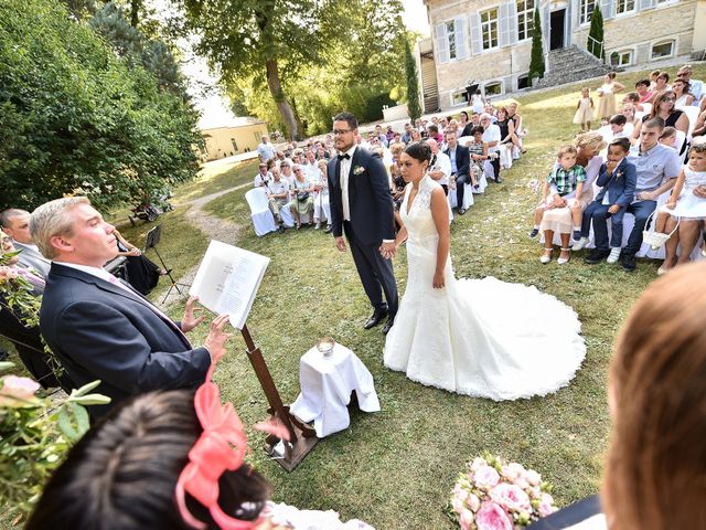 Le mariage de David et Marine à Pont-de-Pany, Côte d&apos;Or 31