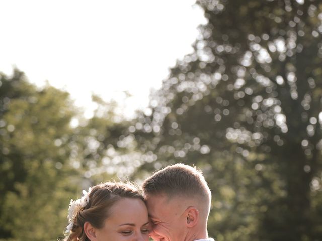 Le mariage de Jonathan et Laury à Issor, Pyrénées-Atlantiques 13