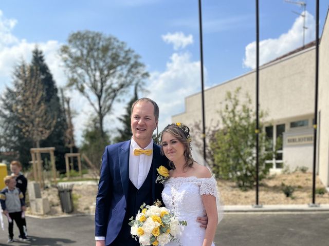 Le mariage de Huel et Cécilia  à Gironcourt-sur-Vraine, Vosges 8