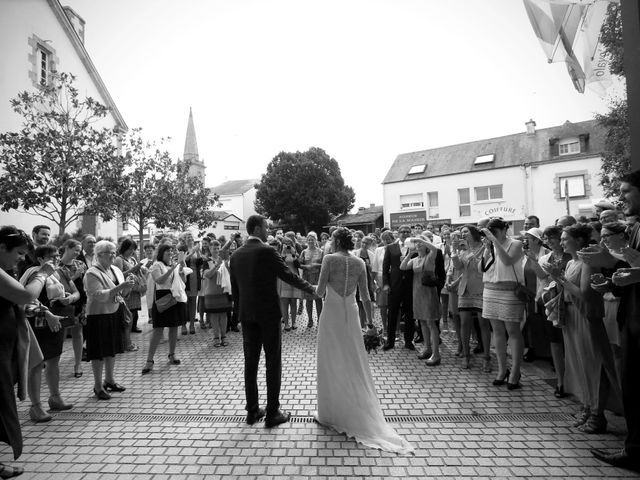 Le mariage de Martin et Amandine à Treffléan, Morbihan 56