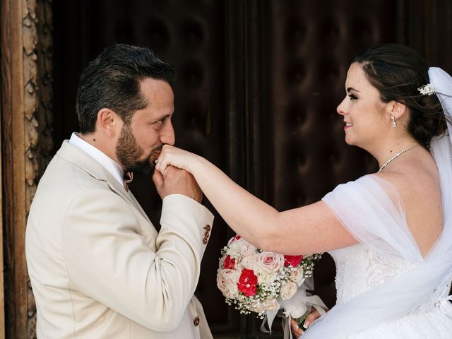 Le mariage de Anthony et Anais à Martigues, Bouches-du-Rhône 13