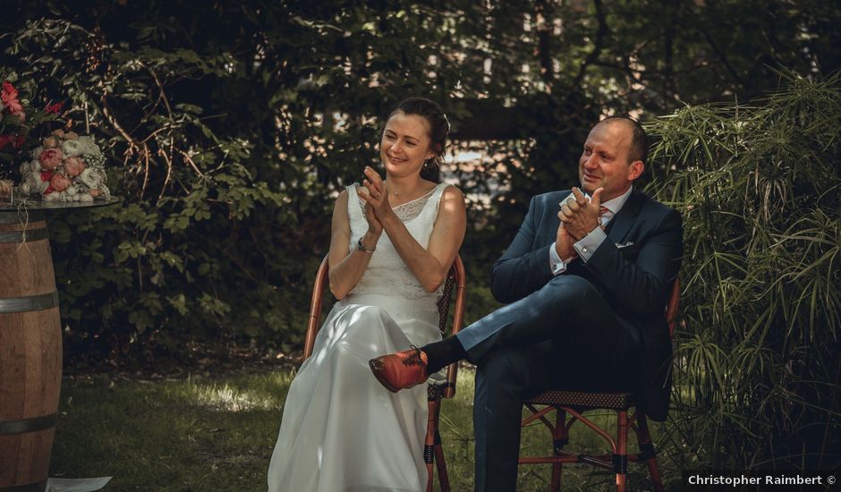 Le mariage de Alexandre et Isabelle à Saint-Gilles, Gard