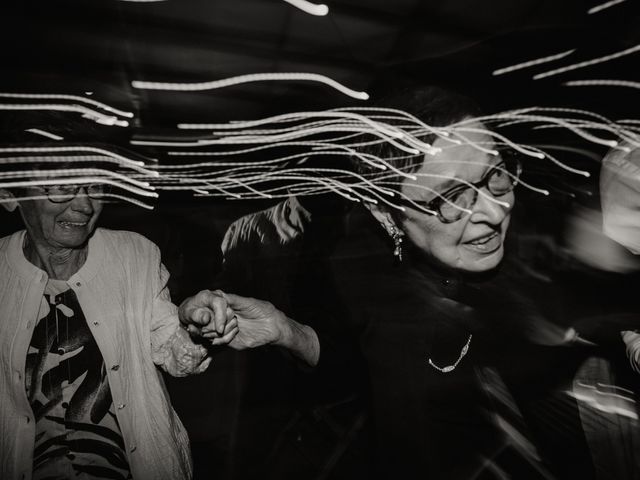 Le mariage de Julien et Ophélie à Savigny-lès-Beaune, Côte d&apos;Or 3