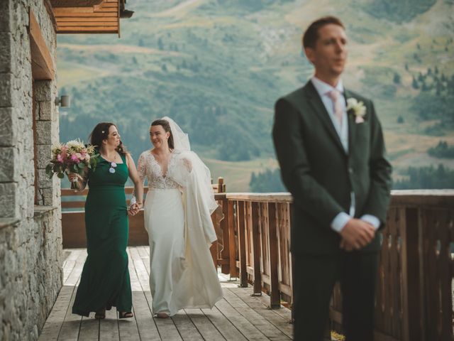 Le mariage de Nicolas et Amanda à Les Allues, Savoie 27