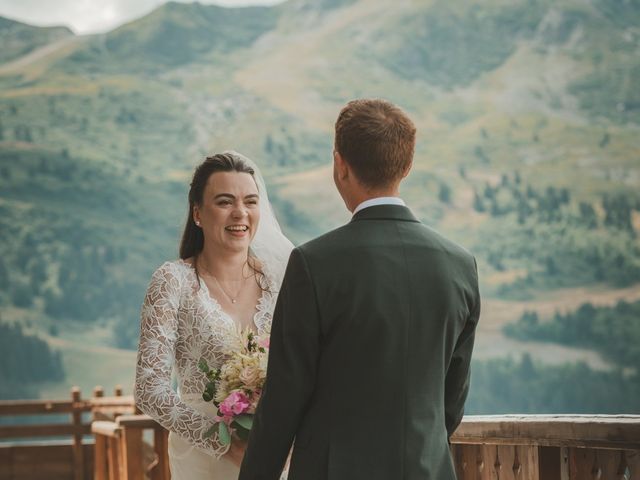 Le mariage de Nicolas et Amanda à Les Allues, Savoie 30