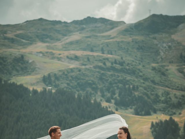 Le mariage de Nicolas et Amanda à Les Allues, Savoie 33