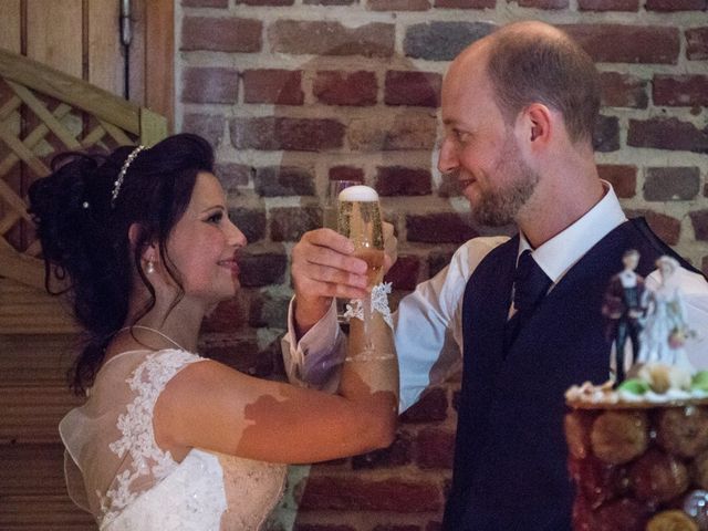 Le mariage de DIdier et Elodie à Hinges, Pas-de-Calais 55