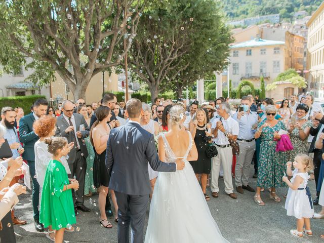 Le mariage de Victor et Emy à Grasse, Alpes-Maritimes 32