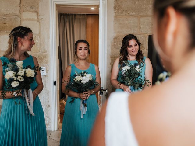 Le mariage de Adeline et Charles à Cubzac-les-Ponts, Gironde 19