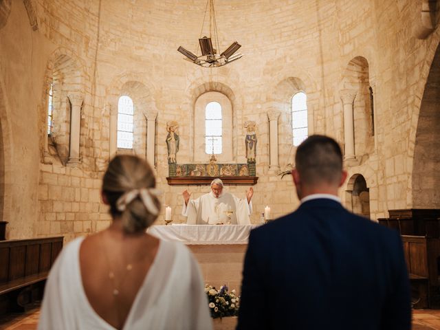 Le mariage de Adeline et Charles à Cubzac-les-Ponts, Gironde 28