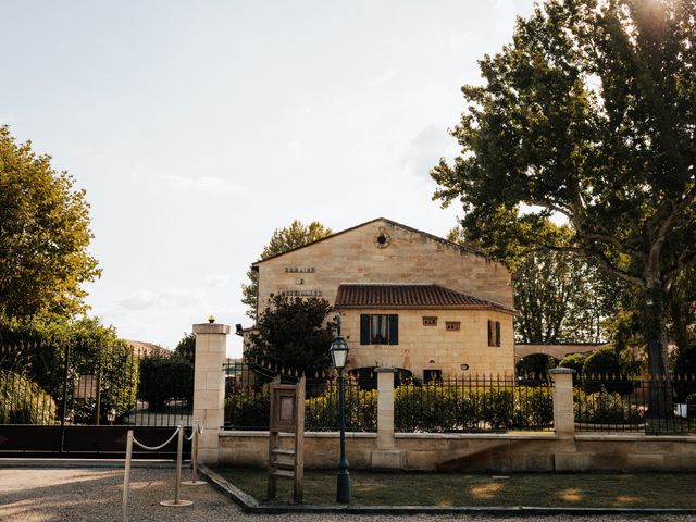 Le mariage de Adeline et Charles à Cubzac-les-Ponts, Gironde 38