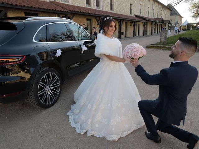 Le mariage de Eric et Pauline à Vezeronce, Isère 11