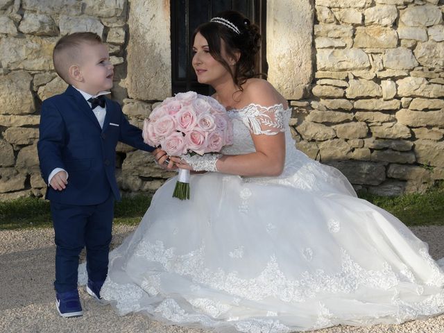 Le mariage de Eric et Pauline à Vezeronce, Isère 13