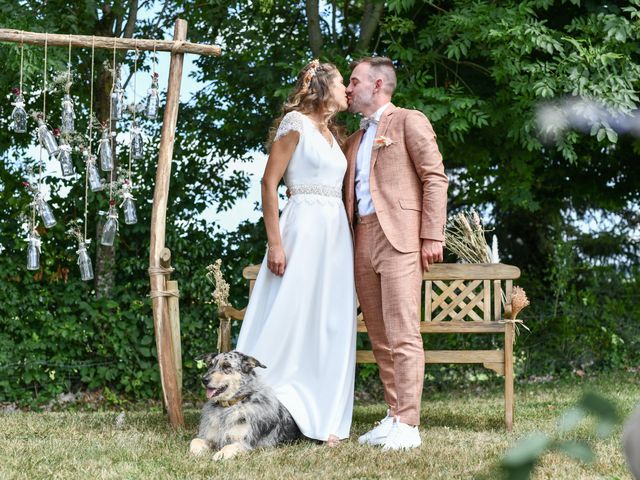 Le mariage de Kilian et Mathilde à Saint-Pierre-Roche, Puy-de-Dôme 1