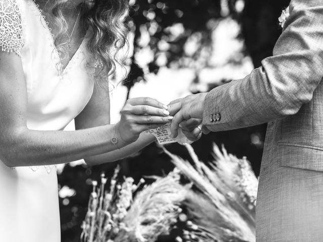 Le mariage de Kilian et Mathilde à Saint-Pierre-Roche, Puy-de-Dôme 3