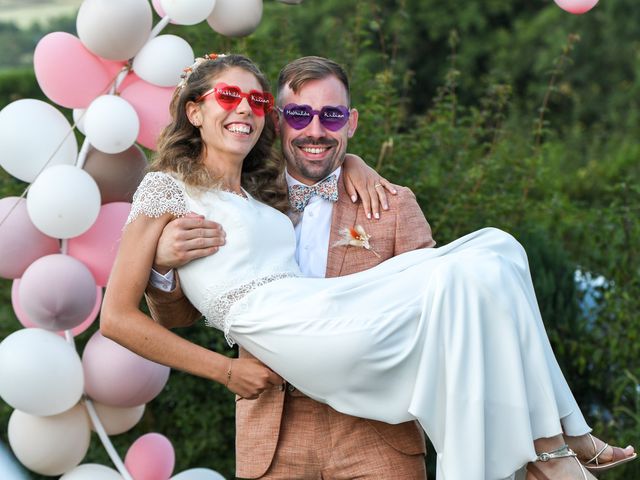 Le mariage de Kilian et Mathilde à Saint-Pierre-Roche, Puy-de-Dôme 11