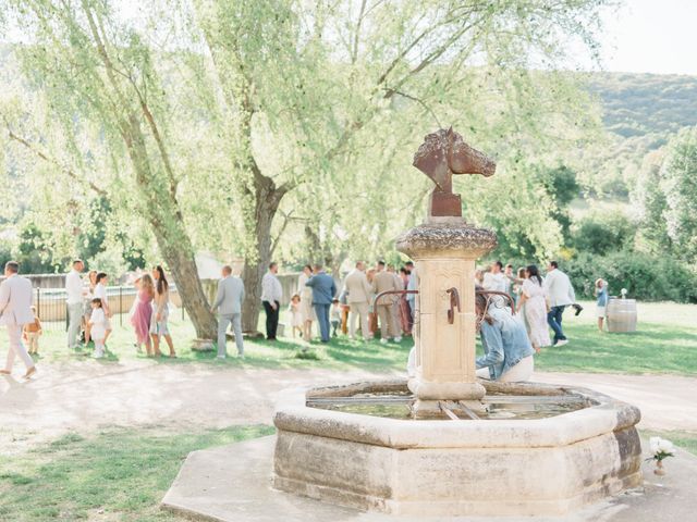 Le mariage de Nicolas et Virginie à Simiane-la-Rotonde, Alpes-de-Haute-Provence 13