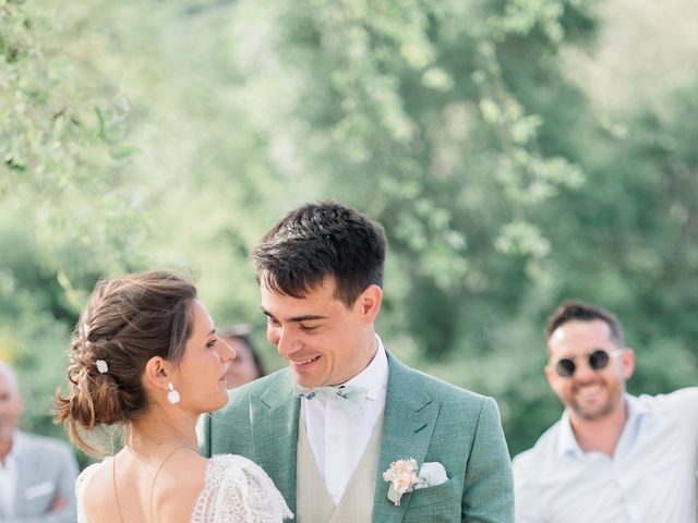 Le mariage de Nicolas et Virginie à Simiane-la-Rotonde, Alpes-de-Haute-Provence 14