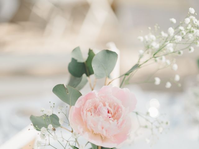 Le mariage de Nicolas et Virginie à Simiane-la-Rotonde, Alpes-de-Haute-Provence 18