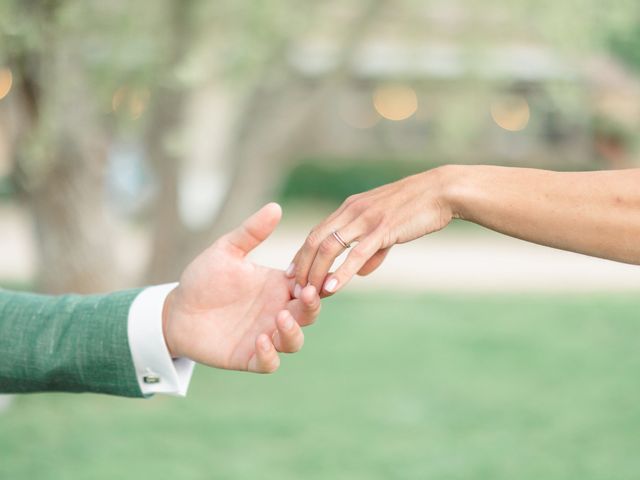 Le mariage de Nicolas et Virginie à Simiane-la-Rotonde, Alpes-de-Haute-Provence 33