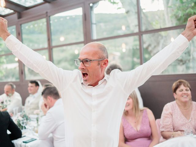 Le mariage de Nicolas et Virginie à Simiane-la-Rotonde, Alpes-de-Haute-Provence 39
