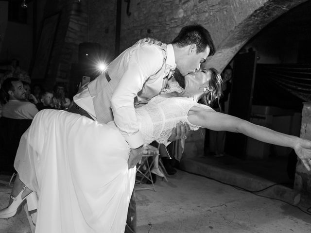 Le mariage de Nicolas et Virginie à Simiane-la-Rotonde, Alpes-de-Haute-Provence 48