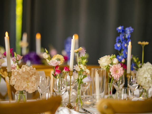 Le mariage de Adrien et Andi à Levallois-Perret, Hauts-de-Seine 37