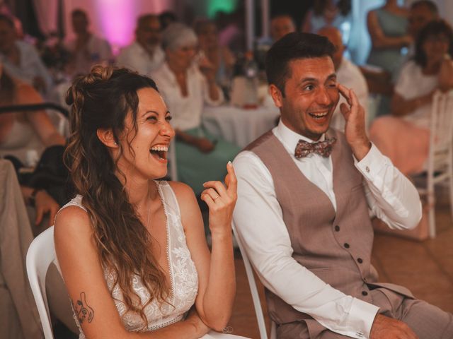 Le mariage de Thomas et Pauline à Moncé-en-Belin, Sarthe 32