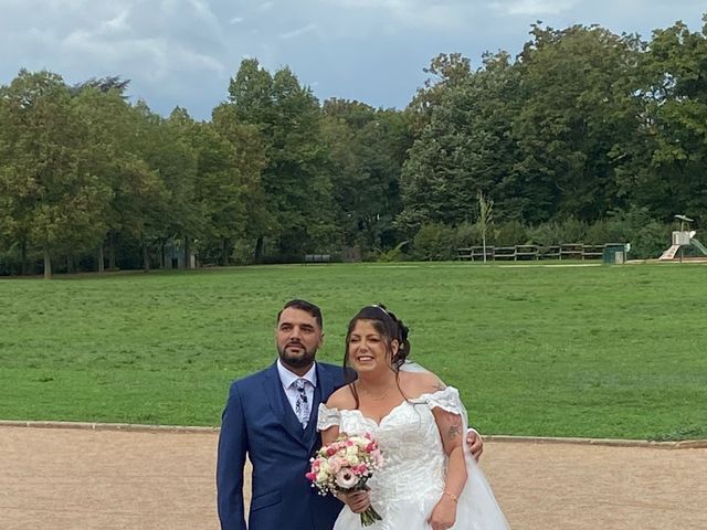 Le mariage de Damien  et Lola à Chessy, Rhône 6