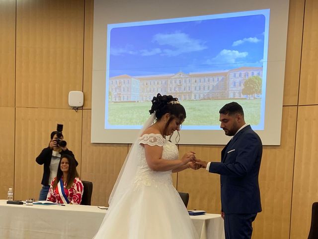 Le mariage de Damien  et Lola à Chessy, Rhône 9