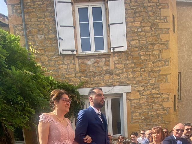 Le mariage de Damien  et Lola à Chessy, Rhône 14