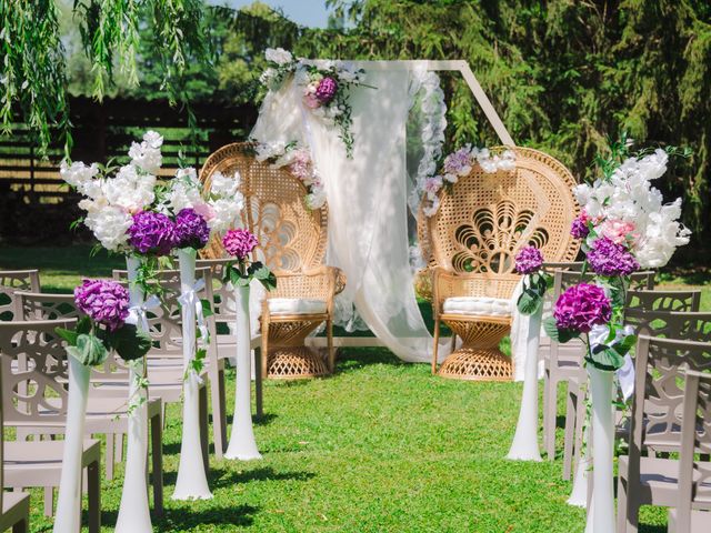 Le mariage de Emeric et Amandine à Ambronay, Ain 2