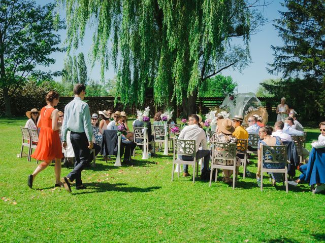 Le mariage de Emeric et Amandine à Ambronay, Ain 14