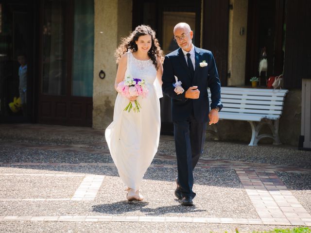 Le mariage de Emeric et Amandine à Ambronay, Ain 15