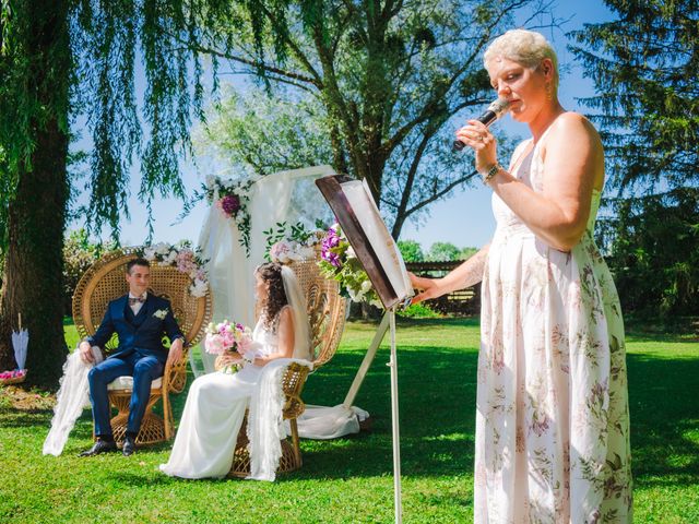 Le mariage de Emeric et Amandine à Ambronay, Ain 19